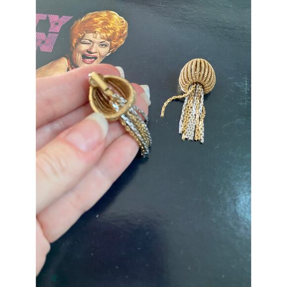 1950s novelty earrings clip on gold and silver novelty mushroom tassel jewelry - Picture 5 of 6